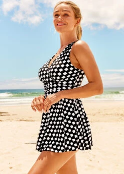 Color Block Checkered Print Cutout Swimdress Set -AquaLina Store 289312 P 16391041414922